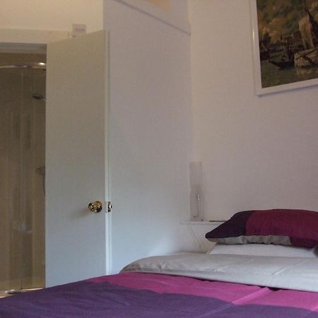Swan Lake Guest House Эдинбург Экстерьер фото