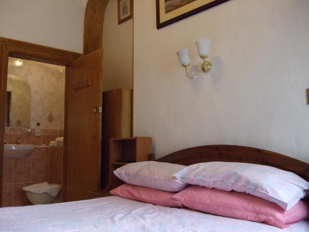 Swan Lake Guest House Эдинбург Номер фото
